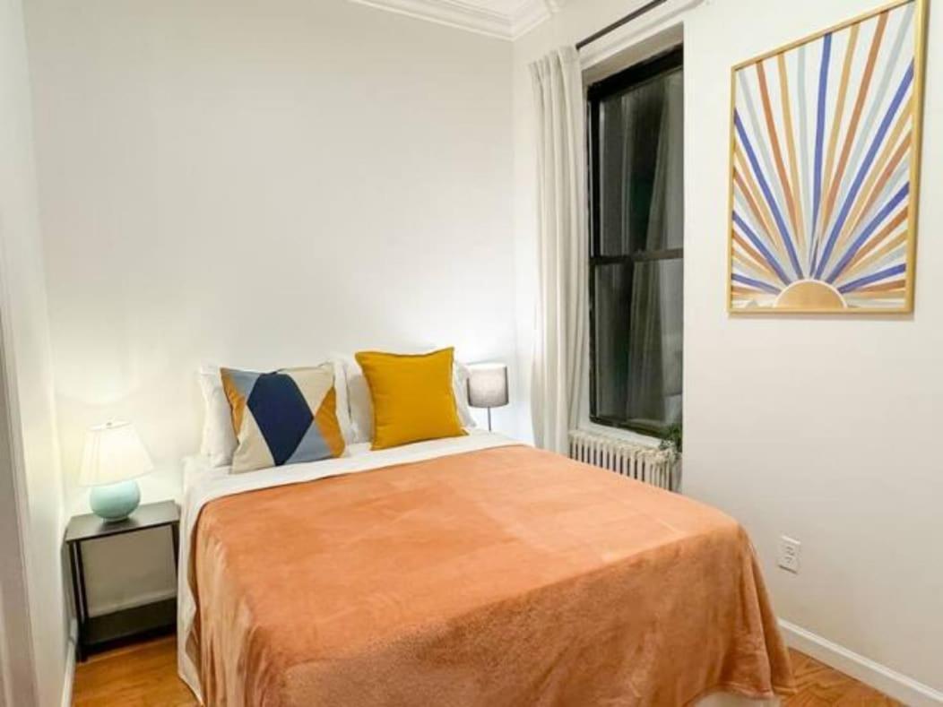 1727-3rs Renovated 3br2bath Ues Apartment